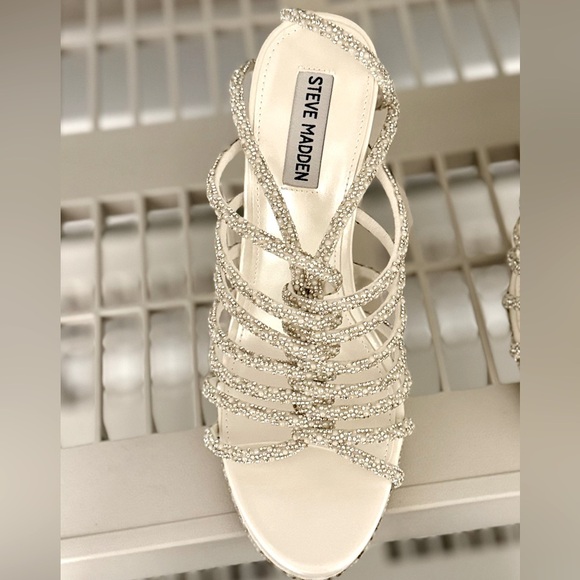 NIB Steve Madden Givinn Beaded Strappy‎ Stiletto Sandal Pearl Size 9 1/2 - Picture 3 of 10